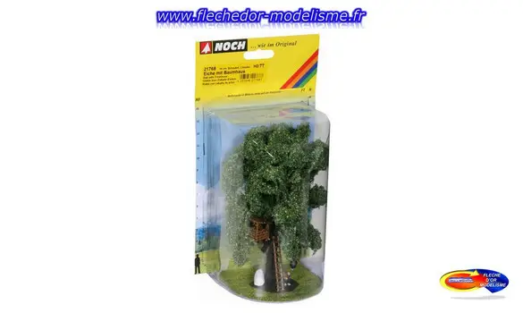 Chêne avec cabane 16 cm hauteur NOCH