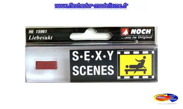 Scène d'amour sur banc/sofa NOCH