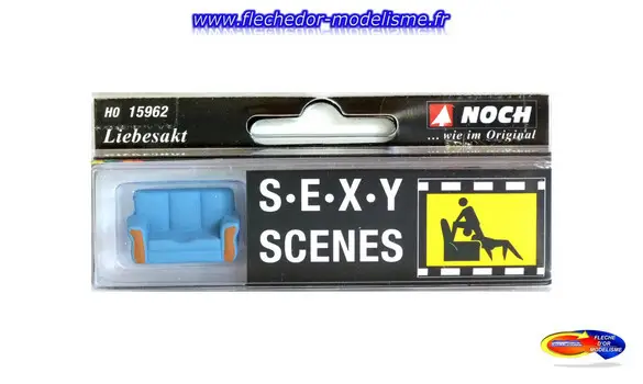 Scène d'amour sur canapé NOCH