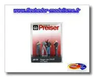 3 personnages en tournage de film PREISE