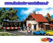 Maison de garde-barrière FALLER