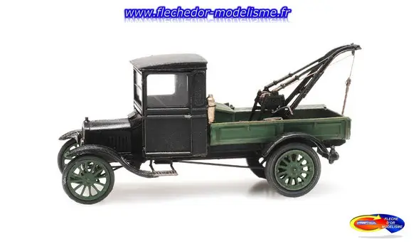 Camion dépanneuse Ford TT ARTITEC
