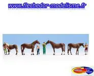 4 soigneurs et chevaux NOCH