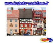 Maison de ville et magasin sport FALLER