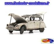 Epave de Citroën Dyane ARTITEC