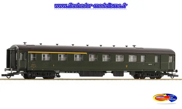 Voiture express 1/2 Cl + bagag SNCF ROCO