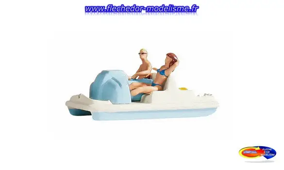 1 pédalo et deux vacanciers NOCH