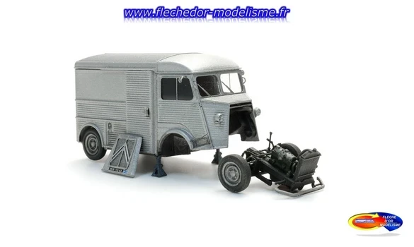 Citroën HY gris en réparation ARTITEC