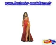 Dame en robe rouge NOCH