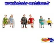 6 figurines "assises" NOCH