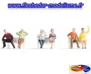 6 figurines "assises" NOCH