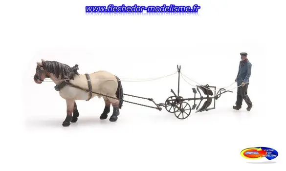 Cheval avec charrue ARTITEC